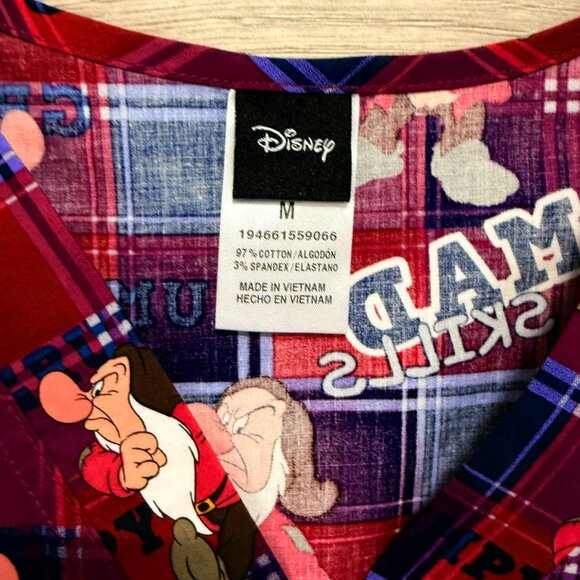 Disney Grumpy Seven Dwarfs Scrub Top Size M Red Plaid Print Health Care Unisex - Picture 5 of 16